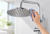 Đầu Sen Bị Tắc Lỗ Phun Do Cặn – Cách Vệ Sinh Đúng Cách