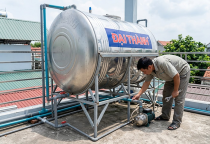 Bồn nước inox bị rung hoặc phát tiếng ồn khi bơm nước – Nguyên nhân thường gặp